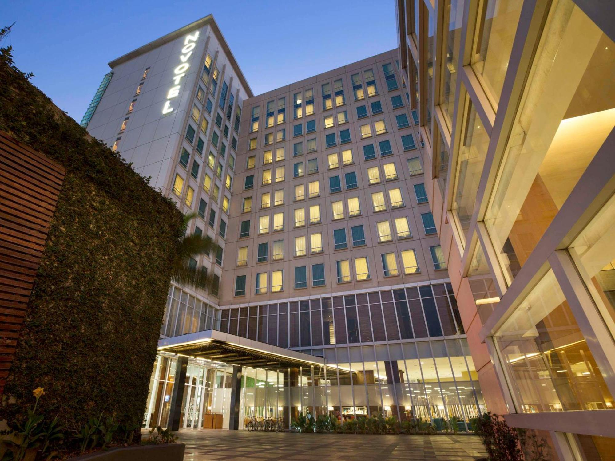 Novotel Bandung Exteriér fotografie