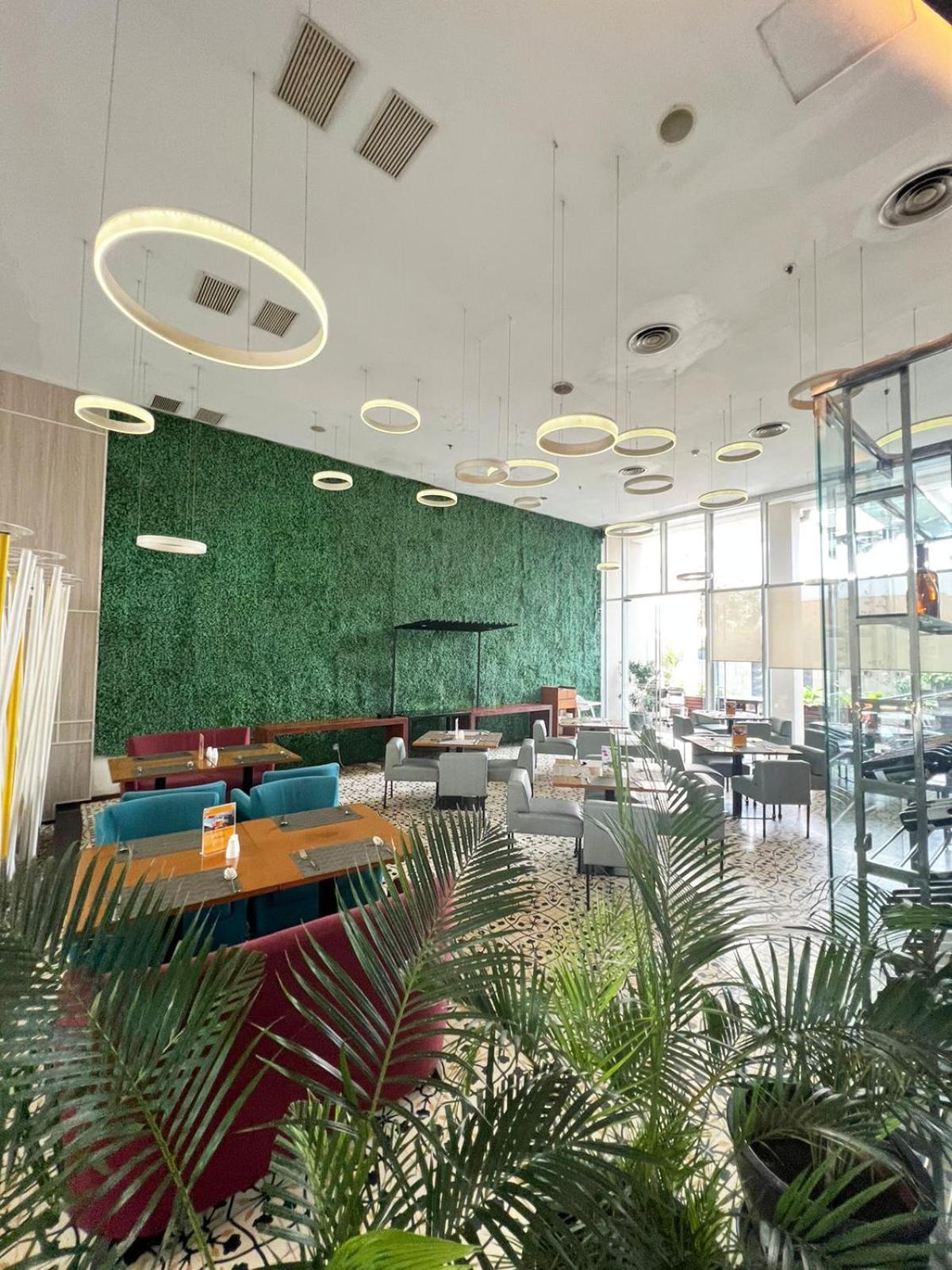 Novotel Bandung Exteriér fotografie