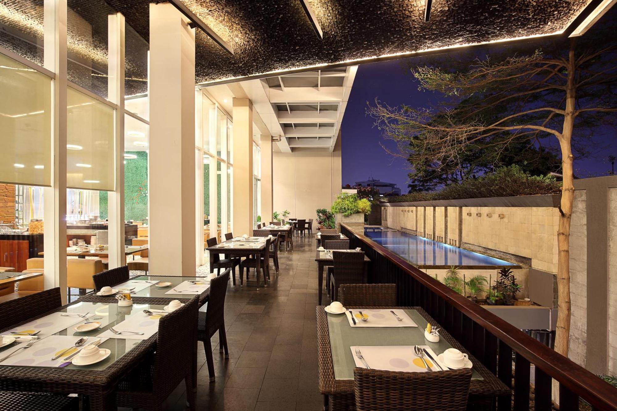 Novotel Bandung Exteriér fotografie